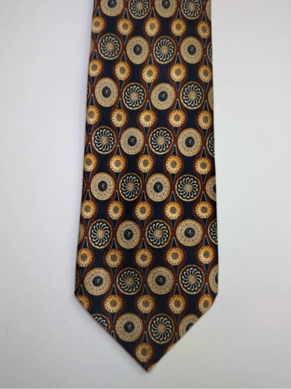 Richel Art Deco geometric medallion pattern neck tie